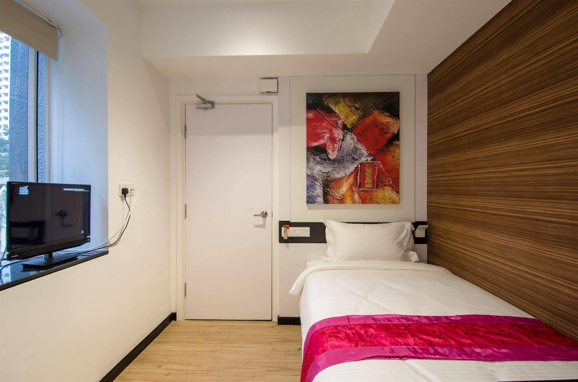 12Fly Hotel Куала Лумпур Екстериор снимка